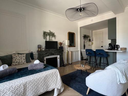 Charmant studio rénové - Centre ville - Animaux admis - FR-1-555-117
