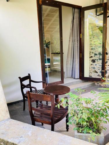 Kawasan patio atau luaran di Lavendra Villa Mirissa