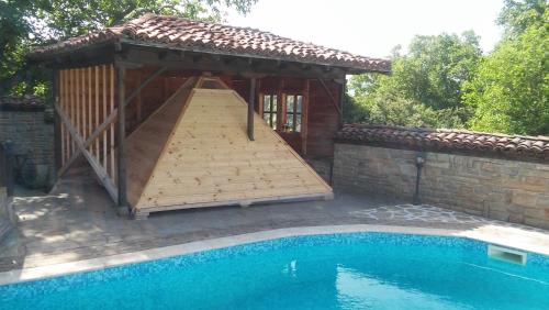Πισίνα στο ή κοντά στο Sava Cupetsa Guest House