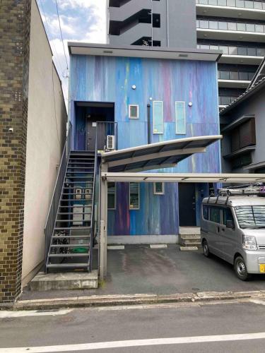 Lhouseー遊べる宿ビリヤード 大型スクリーン 岡山駅徒歩15分