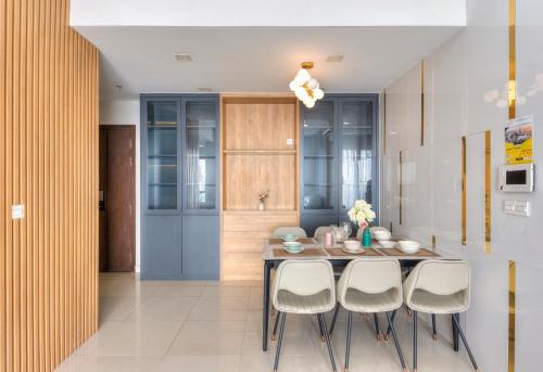 Φωτογραφία από το άλμπουμ του Saigon Downtown - Rivergate Residence στην Πόλη Χο Τσι Μινχ