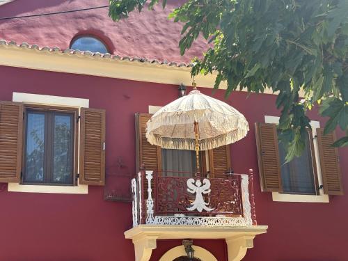 Marilu's port mansion house