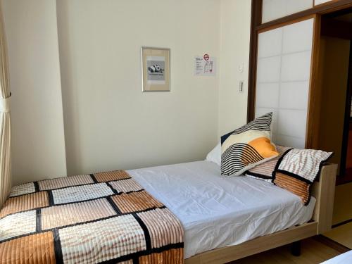 GU Hotel Traditional Japanese-Style House in Tokyo15 Minutes by Train from Shinjuku Sleeps Up to 10 Guests