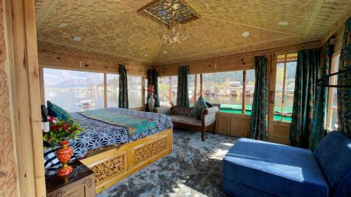 Luxury freedom group of houseboatsにあるシーティングエリア