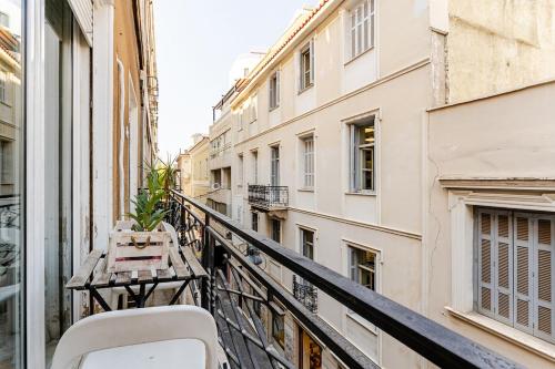3BDR IDEAL CENTRAL ATHENIAN APT