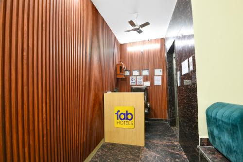Vstupní hala nebo recepce v ubytování FabHotel Royal Reena Residency