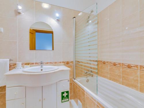 Apartamento JV com 2 quartos e piscina, Vilamoura