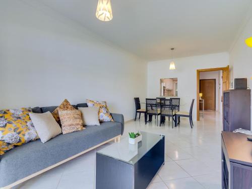 Apartamento JV com 2 quartos e piscina, Vilamoura
