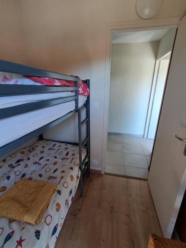 Postel nebo postele na pokoji v ubytování L'Autane