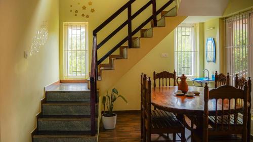 Gambar di galeri bagi Willostays Cloudhill ooty di Ooty
