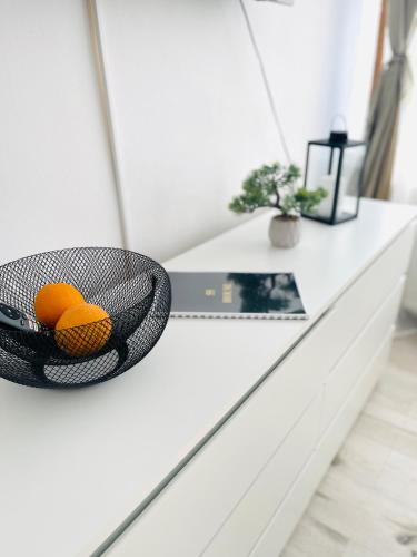 Makanan di atau berdekatan apartmen