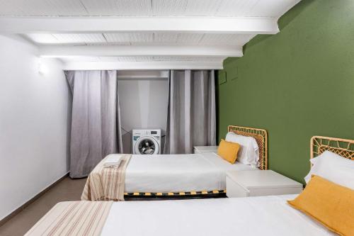 The Collection Barcelona - Modern and bright 4BD triplex in Paralel!