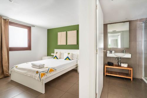 The Collection Barcelona - Modern and bright 4BD triplex in Paralel!