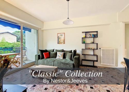 Nestor&Jeeves - SOLAR - By sea - Balcony