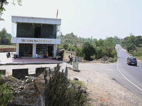 Fotografie z fotogalerie ubytování Hotel O The Rana Palace v destinaci Dharamsala