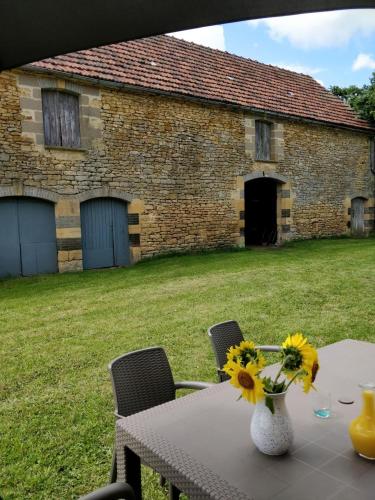 Gambar di galeri bagi Gite La Bessede - Dordogne di La Chapelle-Aubareil
