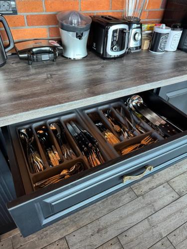 Dapur atau dapur kecil di Antique Charm Home