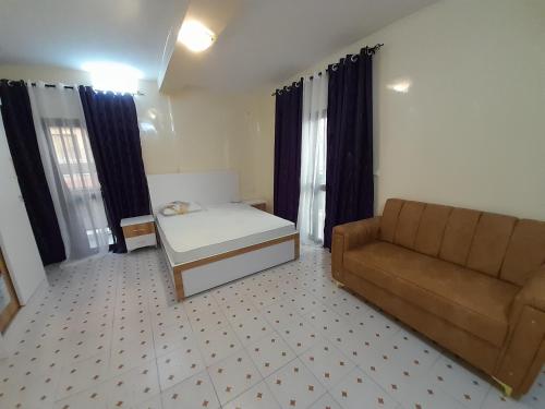 Χώρος καθιστικού στο La PERLE NOIRE Dakar, Guédiawaye, Cité Cour Suprême