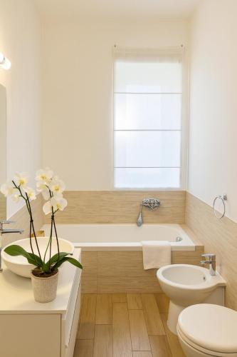 Santa Rosa Florence Apartments 3 Bedrooms - Private Parking