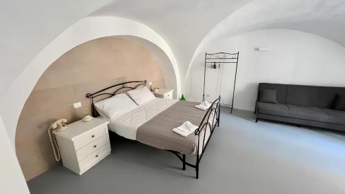 White Dome Retriet photo 3