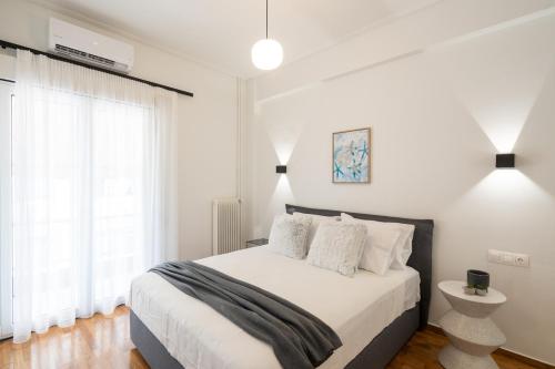 LIV - Premium Pagrati Apartment with View