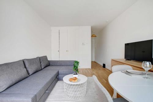 Charming studio - 2P - balcony - Saint Honore