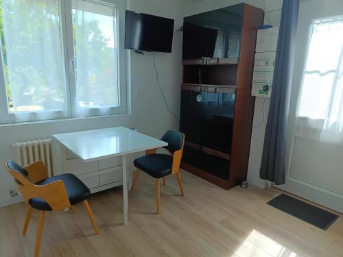 Studio quartier hôpital et université