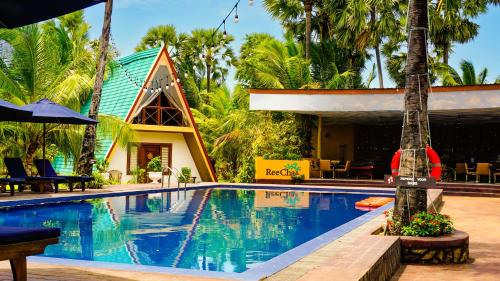 Bazén v ubytování ReeCha Kurinji Resort nebo v jeho okolí