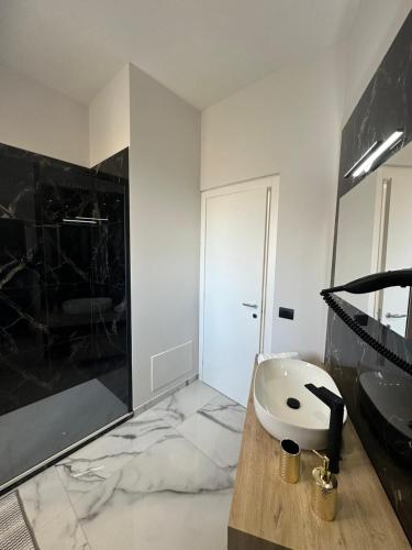 Un baño de Vista Templi Luxury Suite