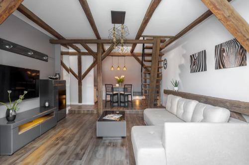 ALL SAINTS Residence