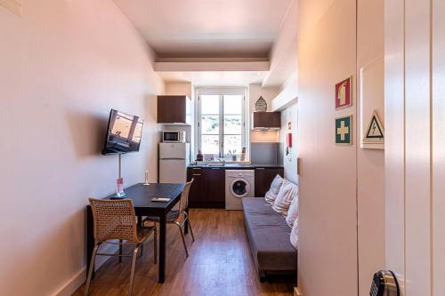Classic, Modern Comfort in the Center of Lisbon