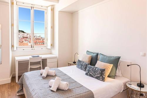 Classic, Modern Comfort in the Center of Lisbon