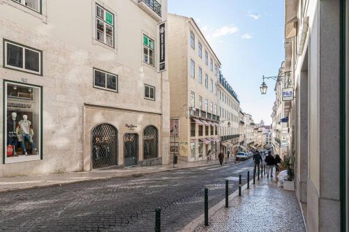 Classic, Modern Comfort in the Center of Lisbon