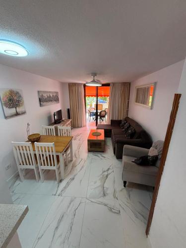 Parque Santiago 2, 1102, Tenerife Dream Properties