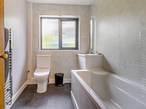 Ένα μπάνιο στο 1 bed in Builth Wells BN201