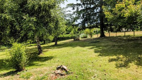 Gallery image of Bonheur in Saint-Priest-Ligoure