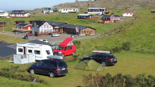 Afbeelding uit fotogalerij van Framtid Camping Lodging Barrels in Djúpivogur