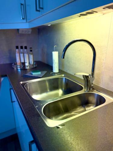 Η κουζίνα ή μικρή κουζίνα στο KB Apartment