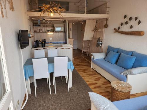 Appartement vue mer piscine et plage à pied Ambassade du Soleil