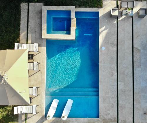 Kolam renang di atau dekat dengan Fox Garden Luxury Boho Near Downtown & Beach