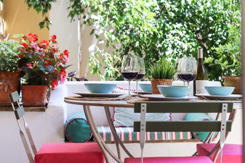 Dom Dinis Terrace