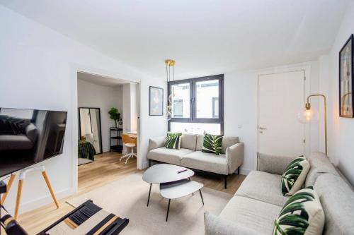 3BR Portview Luxury Penthouse & Terrace
