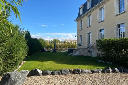 Afbeelding uit fotogalerij van Hôtel Particulier - 5 minutes de Reims in Reims