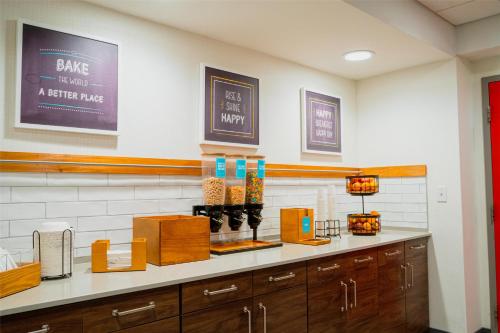 Παροχές για τσάι/καφέ στο Hampton Inn Gonzales