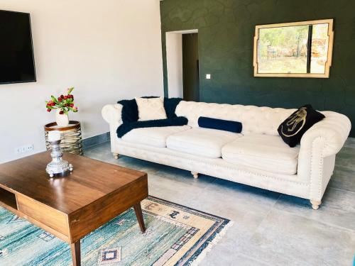 Country villa in Algarve, 15 min from beach