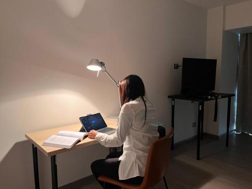 Tetamu yang menginap di Urban Suites Apart Hotel