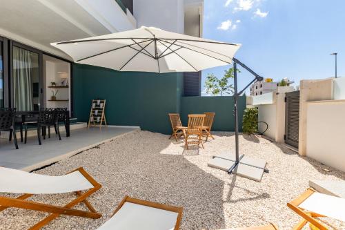 Urban Art Retreat by Belmont Realty