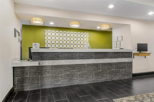 a rendering of a waiting room at a hospital at Best Western Commerce Inn in Commerce