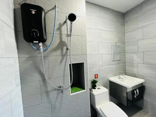 Et badeværelse på Residenz Apartments in Desaru Utama