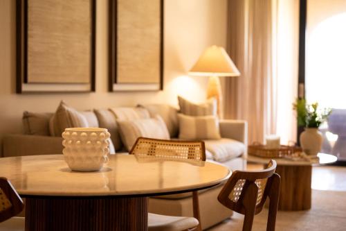 Zona de estar de Beachfront Paradise 2br Crescent Beach Seaside